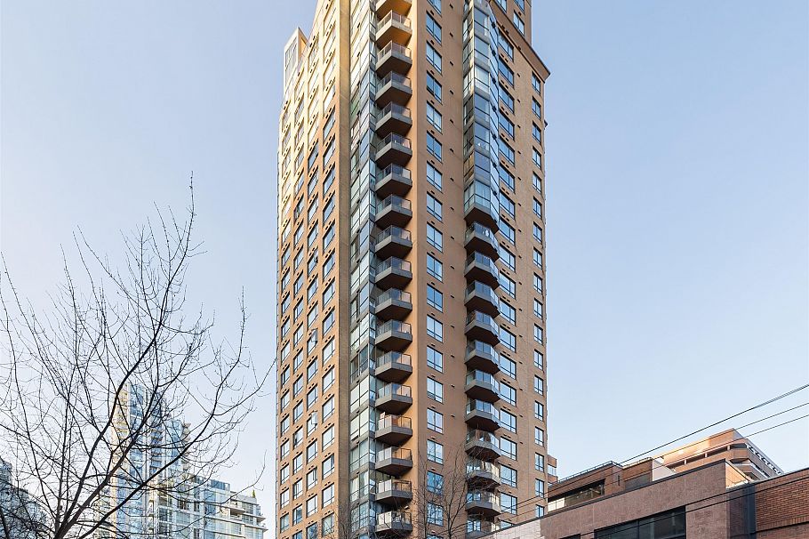 2409 1189 Howe Street Vancouver, BC - 23