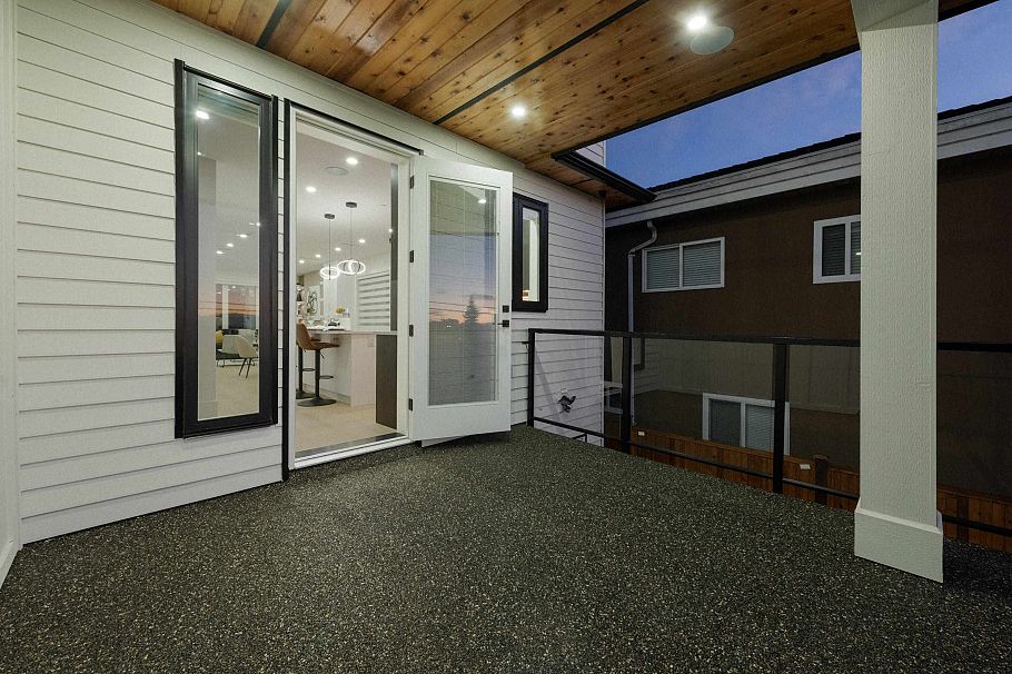 2 7361 Fraser Street Vancouver, BC - 3