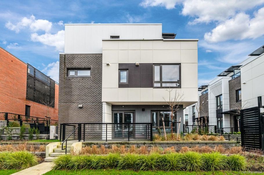 6322 Oak Street Vancouver, BC - 1