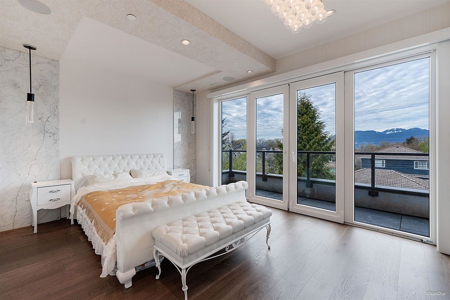 3781 W 24th Avenue Vancouver, BC - 6