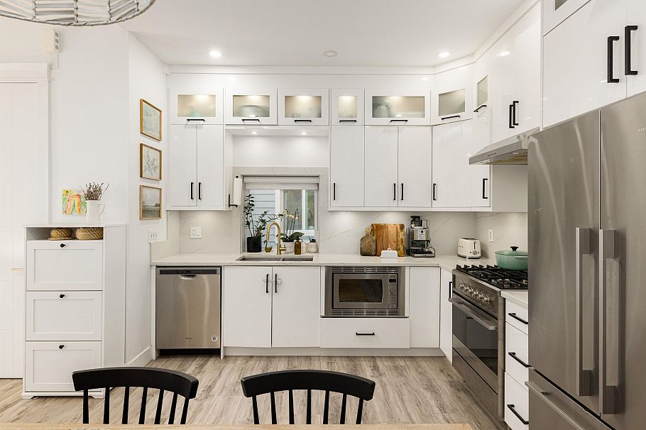 2055 Venables Street Vancouver, BC - 8