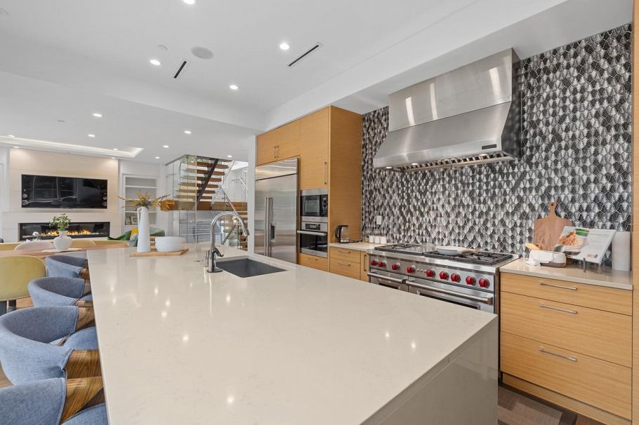 4291 W 29th Avenue Vancouver, BC - 11