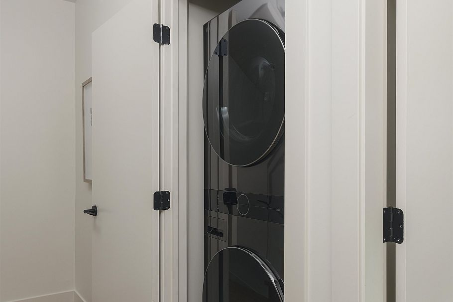 2 58 E 40th Avenue Vancouver, BC - 23