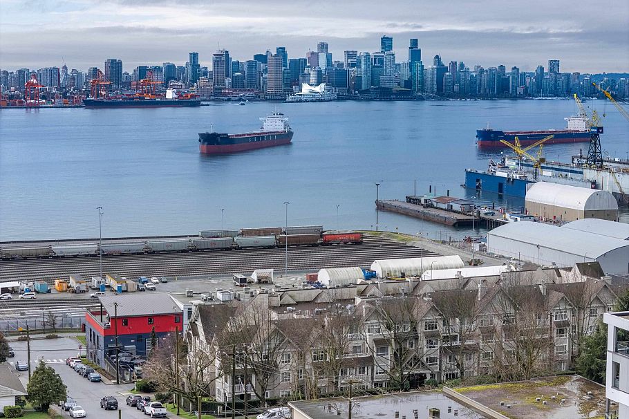 213 365 E 1st Street North Vancouver, BC - 22