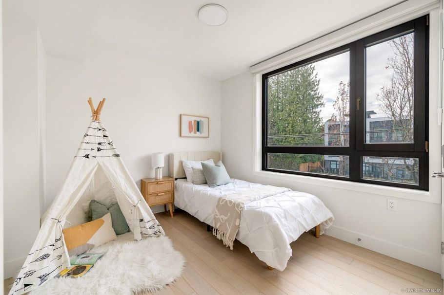 6322 Oak Street Vancouver, BC - 12