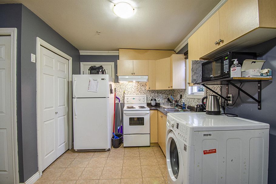 1550 E 1st Avenue Vancouver, BC - 18