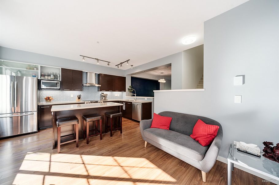 25 550 Browning Place North Vancouver, BC - 5