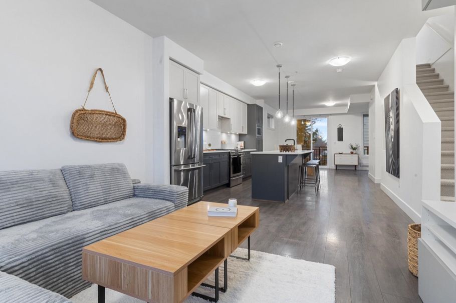 5837 Wales Street Vancouver, BC - 3