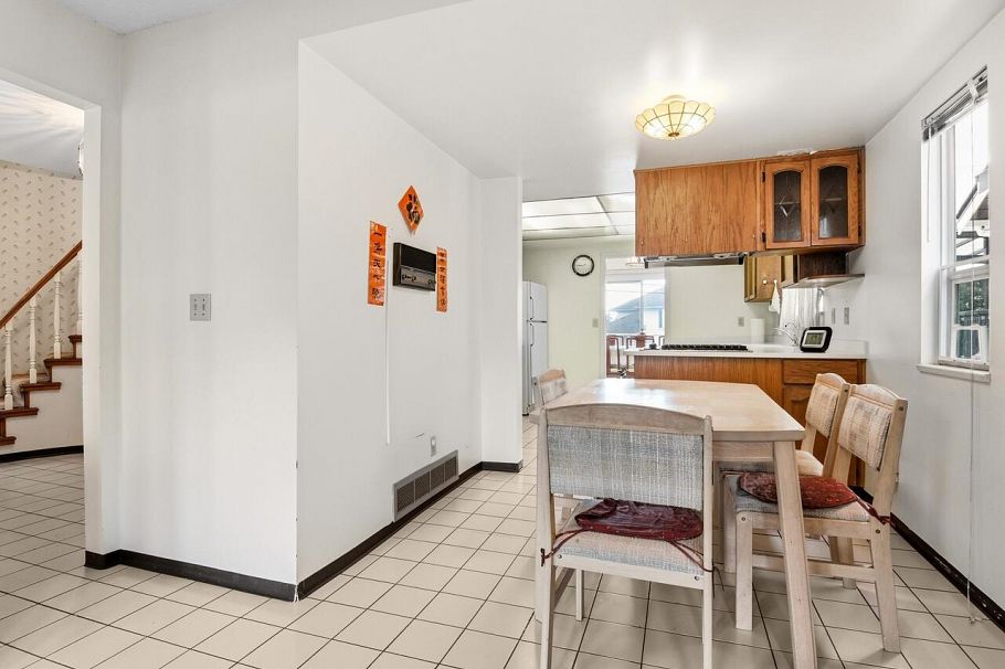 7475 West Boulevard Vancouver, BC - 9