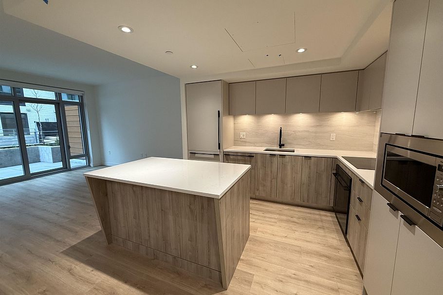 117 755 HARBOURSIDE DRIVE, North Vancouver BC V7P 0G1 North Vancouver, BC - 7