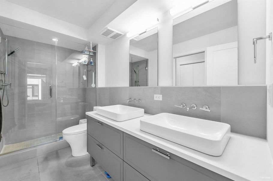 7623 Yukon Street Vancouver, BC - 20