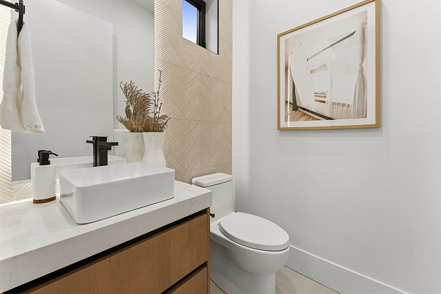 1 3218 W 38th Avenue Vancouver, BC - 11