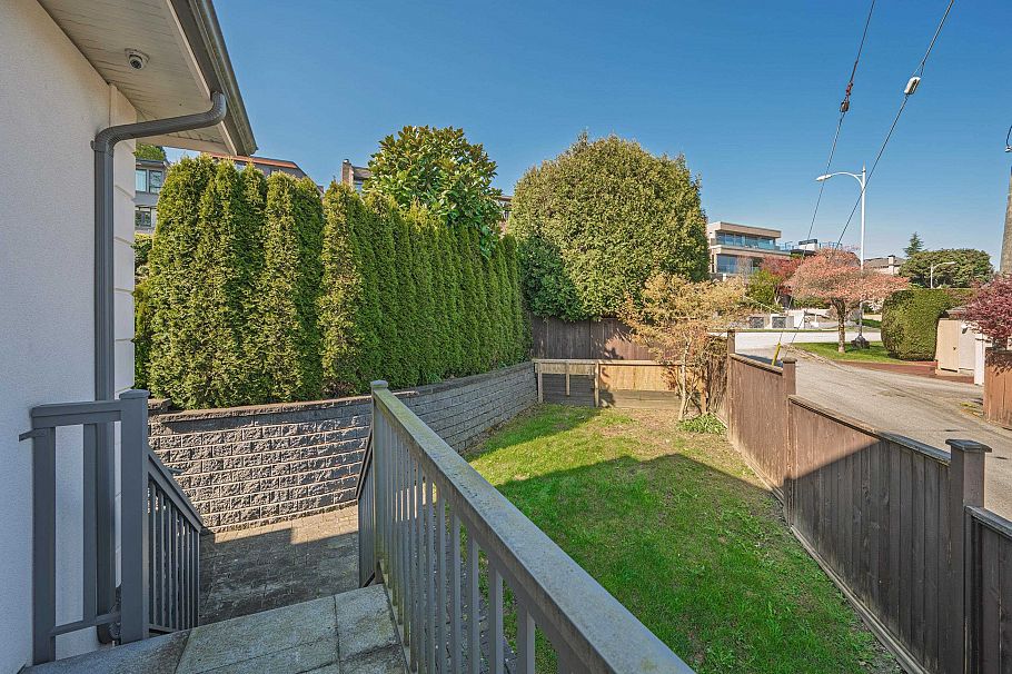 3792 Puget Drive Vancouver, BC - 27