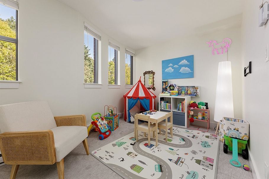 828 W 6th Avenue Vancouver, BC - 17