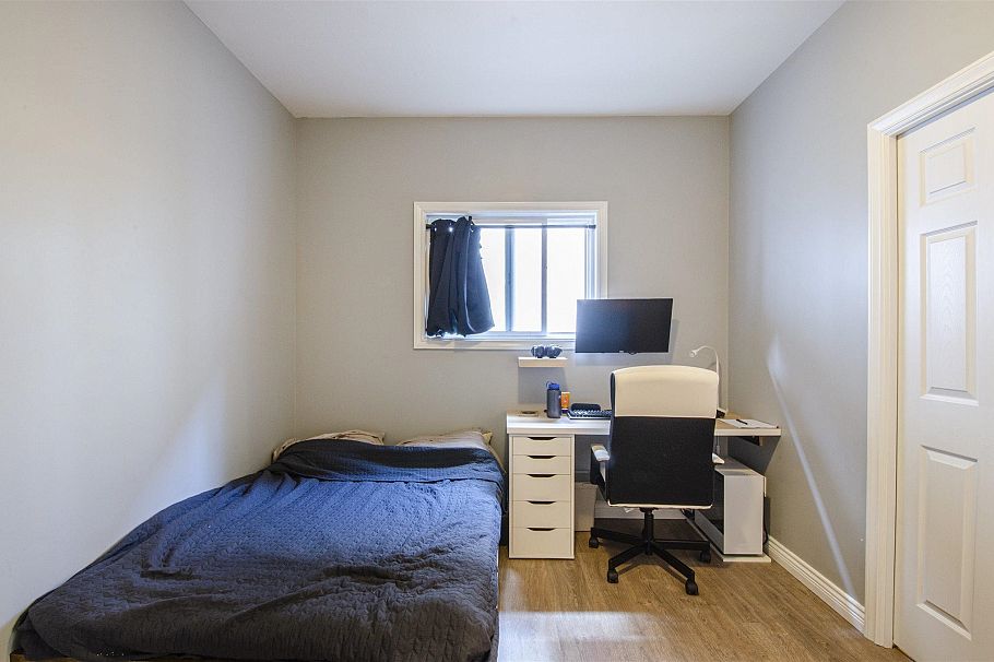 1550 E 1st Avenue Vancouver, BC - 14