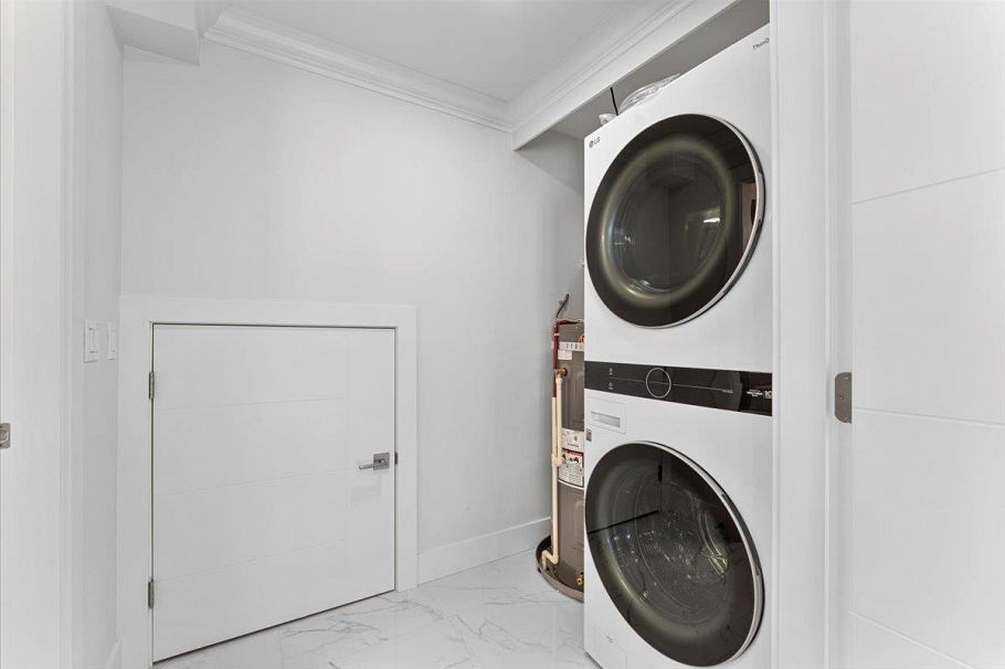 2227 W 16th Avenue Vancouver, BC - 20