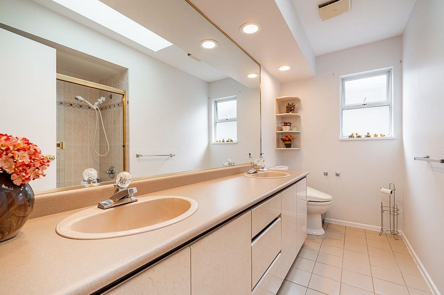 7938 Cartier Street Vancouver, BC - 16