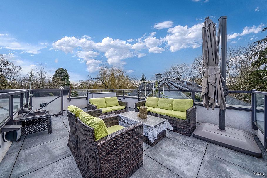 3781 W 24th Avenue Vancouver, BC - 5