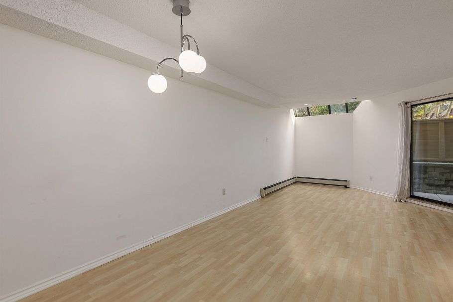 220 1500 Pendrell Street Vancouver, BC - 5