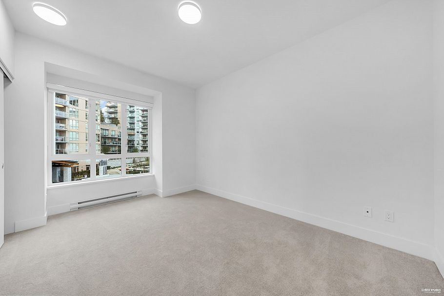 105 2320 Emery Court North Vancouver, BC - 12