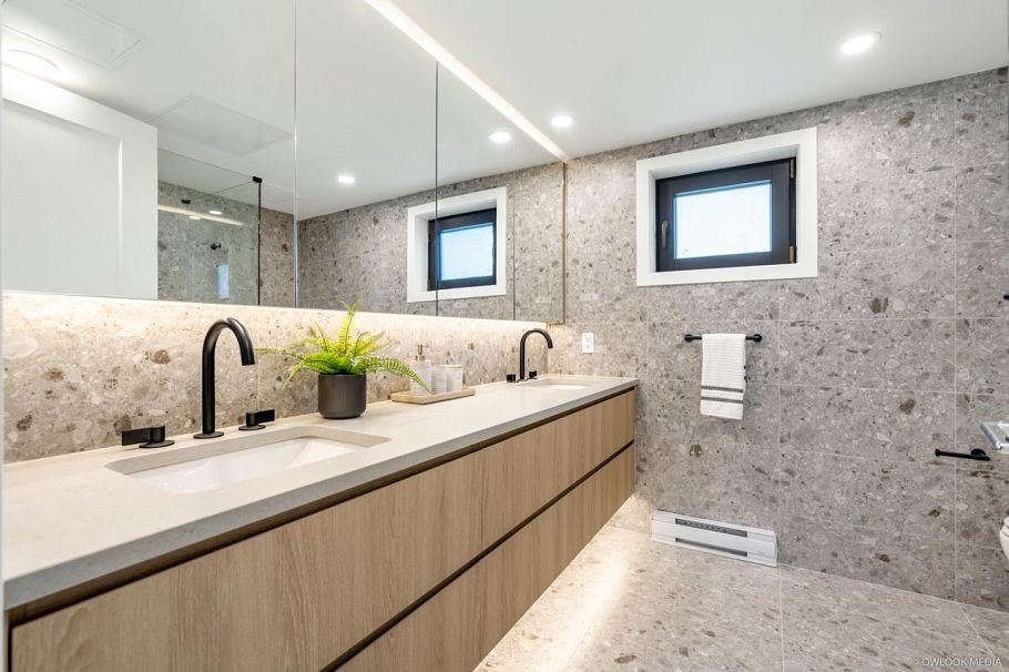 6322 Oak Street Vancouver, BC - 10