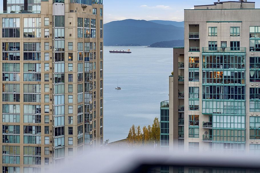 2506 1480 Howe Street Vancouver, BC - 28