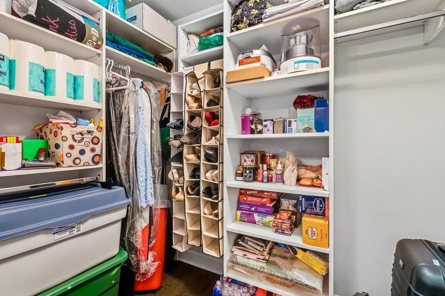 100 656 W 13th Avenue Vancouver, BC - 13