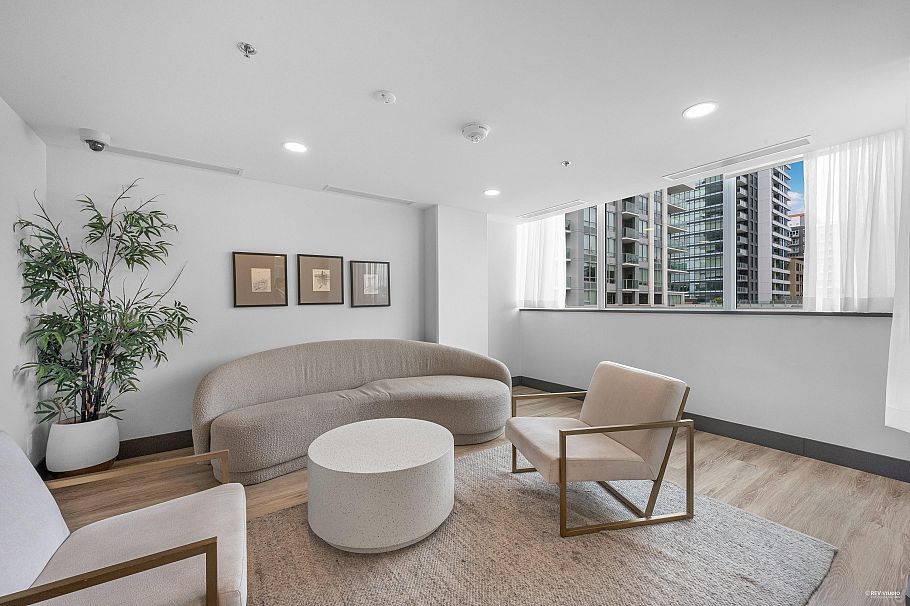 203 1632 Lions Gate Lane North Vancouver, BC - 32