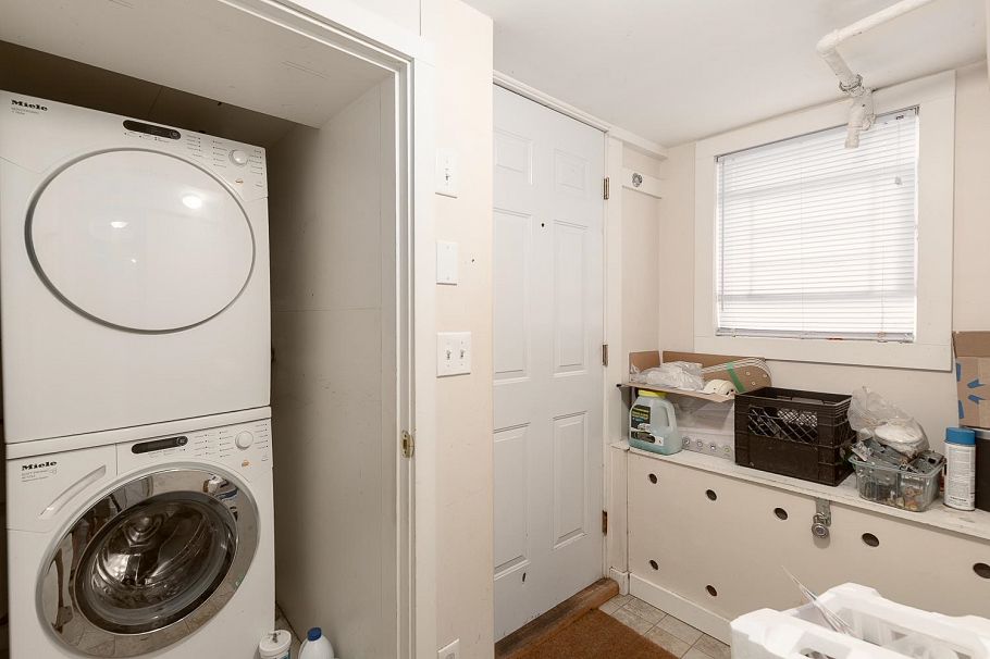 832 Salsbury Drive Vancouver, BC - 13