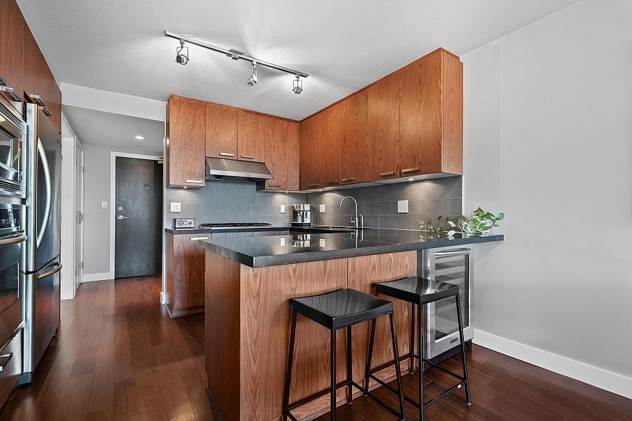 316 3228 Tupper Street Vancouver, BC - 16