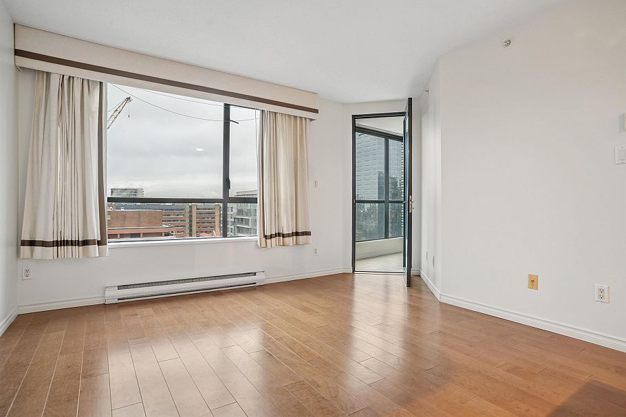 2409 1189 Howe Street Vancouver, BC - 8