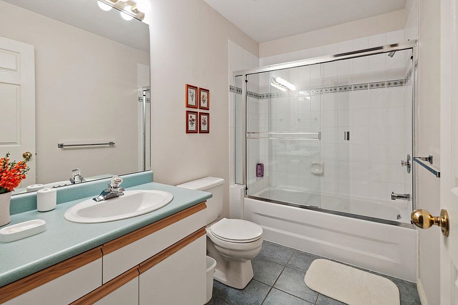 3823 Michener Way North Vancouver, BC - 30