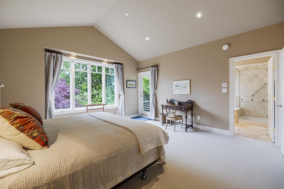 3111 W 42nd Avenue Vancouver, BC - 26