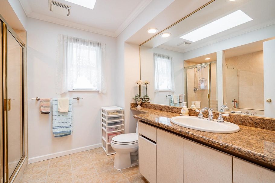 7938 Cartier Street Vancouver, BC - 12