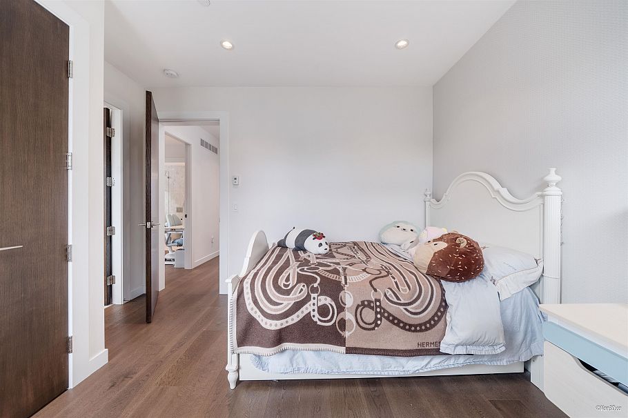 3781 W 24th Avenue Vancouver, BC - 13