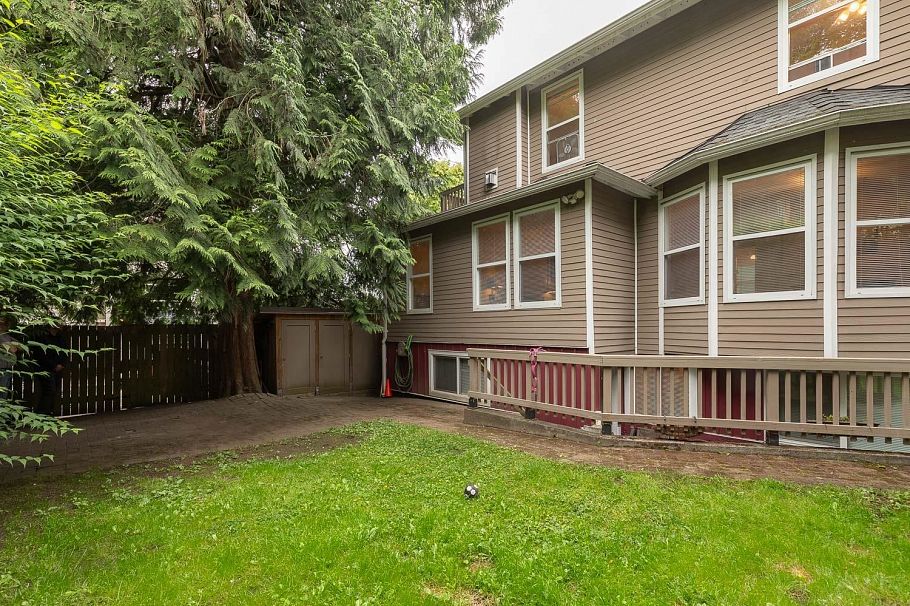 832 Salsbury Drive Vancouver, BC - 27
