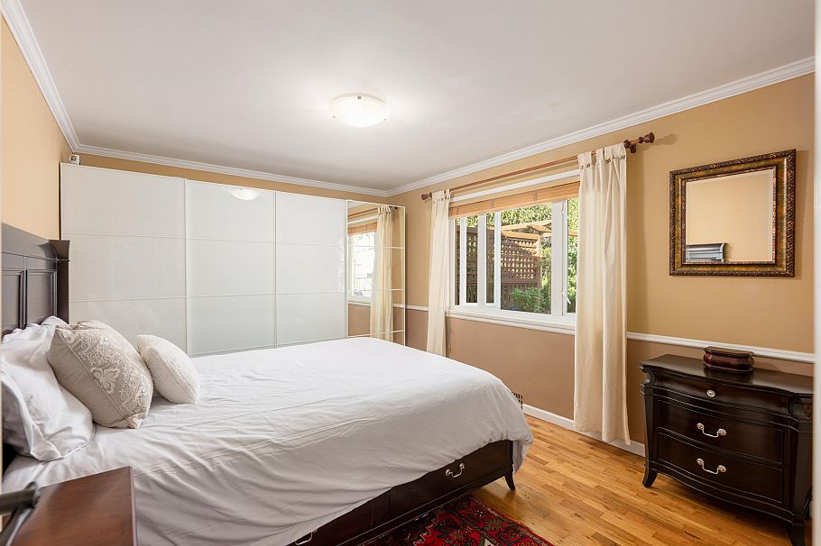 3658 Loraine Avenue North Vancouver, BC - 17