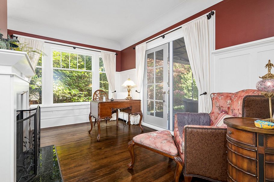 1649 W 29th Avenue Vancouver, BC - 18