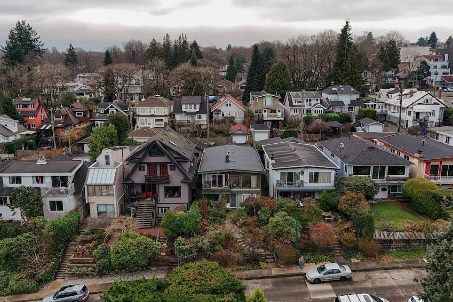 3558 W 15th Avenue Vancouver, BC - 5