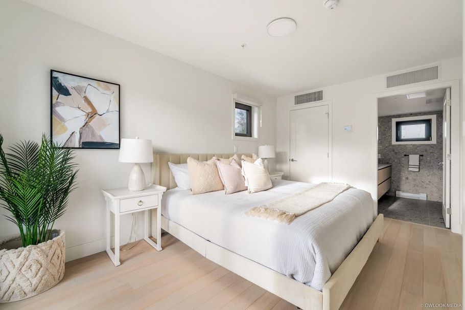 6322 Oak Street Vancouver, BC - 9