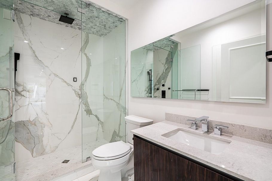 1203 W 38th Avenue Vancouver, BC - 33