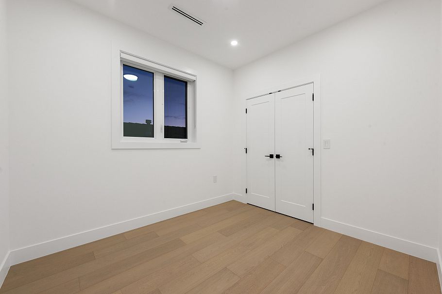 2 7361 Fraser Street Vancouver, BC - 20