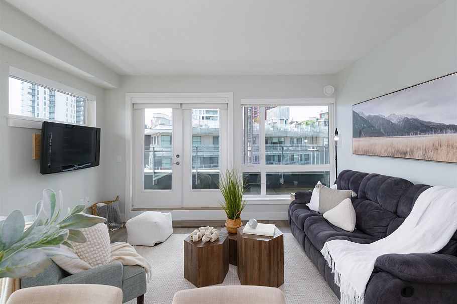 703 8580 River District Crossing Vancouver, BC - 3