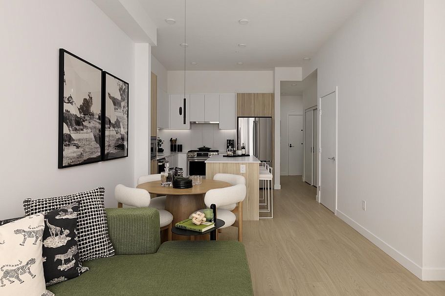 413 2450 Garden Drive Vancouver, BC - 9