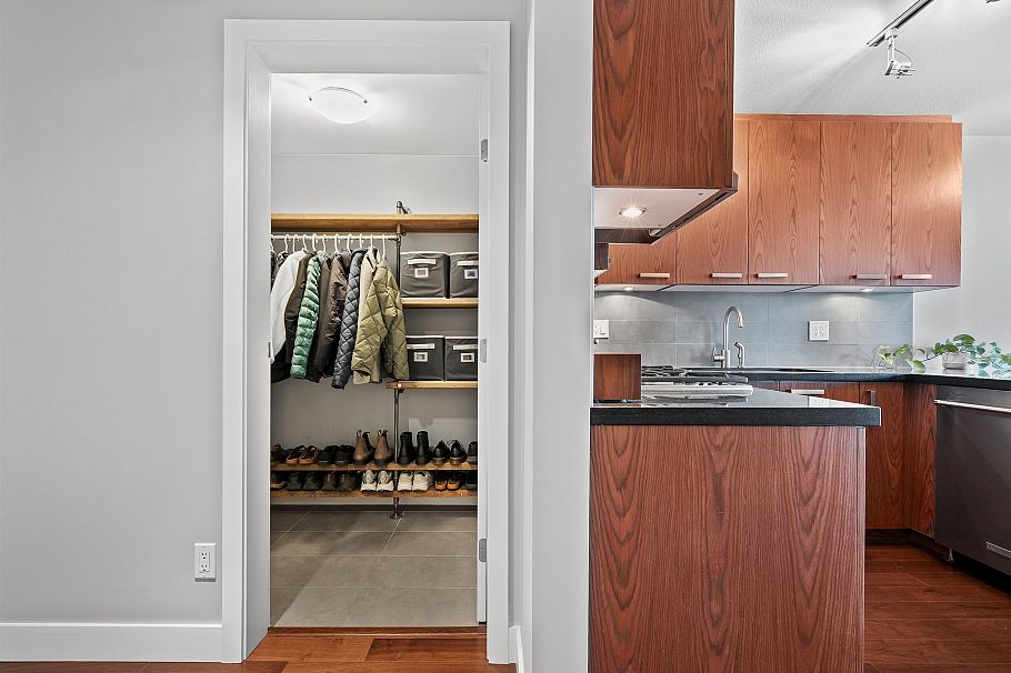 316 3228 Tupper Street Vancouver, BC - 25