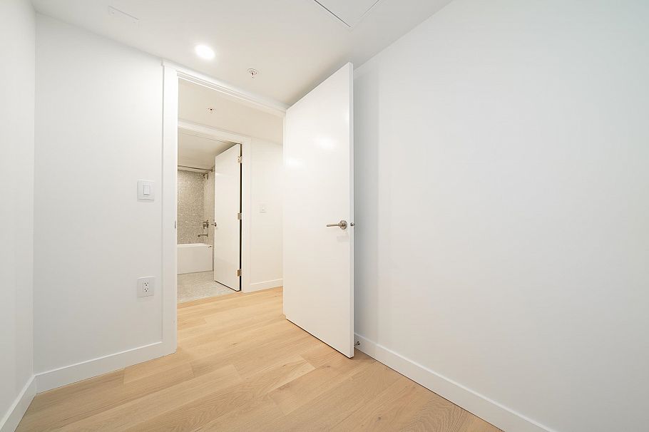 107 5212 Cambie Street Vancouver, BC - 20