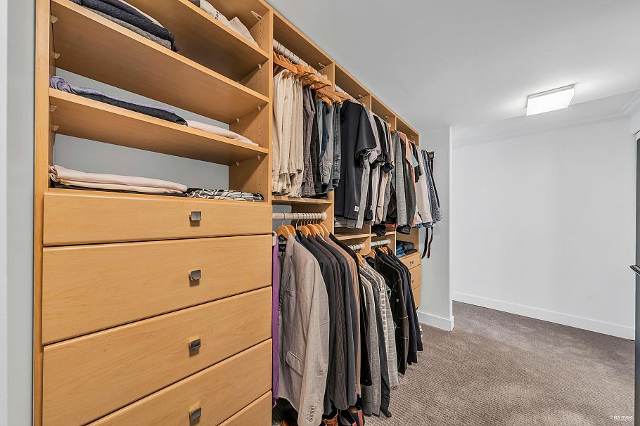 2243 Oak Street Vancouver, BC - 29