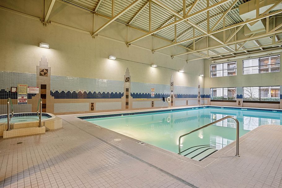 2409 1189 Howe Street Vancouver, BC - 14