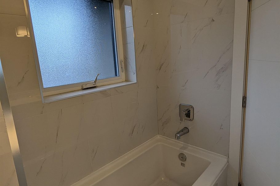 836 W 61st Avenue Vancouver, BC - 11