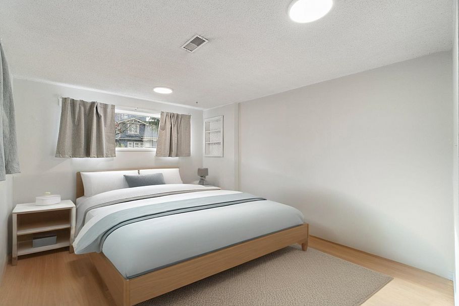 2611 Parker Street Vancouver, BC - 11